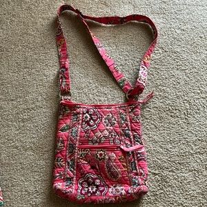 Vera Bradley crossbody and matching wallet In great condition